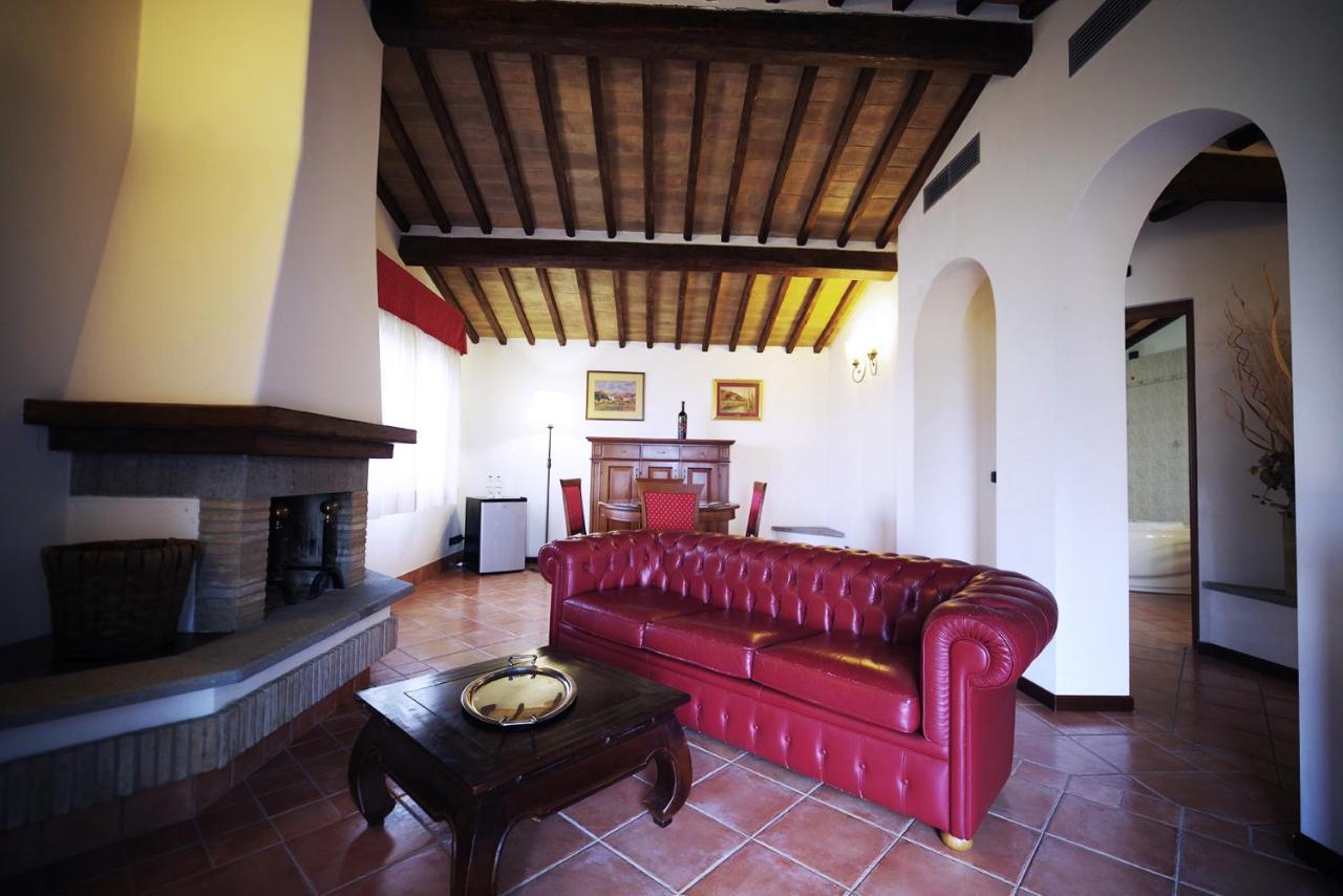 Hotel Ristorante Al Brunello Di Montalcino Exteriör bild