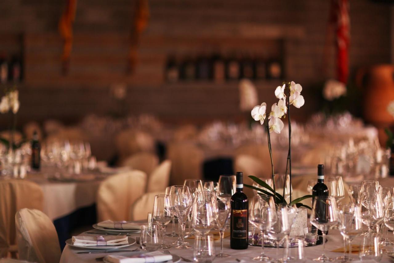 Hotel Ristorante Al Brunello Di Montalcino Exteriör bild